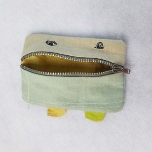 Anthropologie Bags - Anthropologie Zipper Mouth Coin Purse Anthropologie Bags - Anthropologie Zipper Mouth Coin Purse